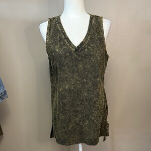 Zenana Outfitters Distressed Olive Tank Top